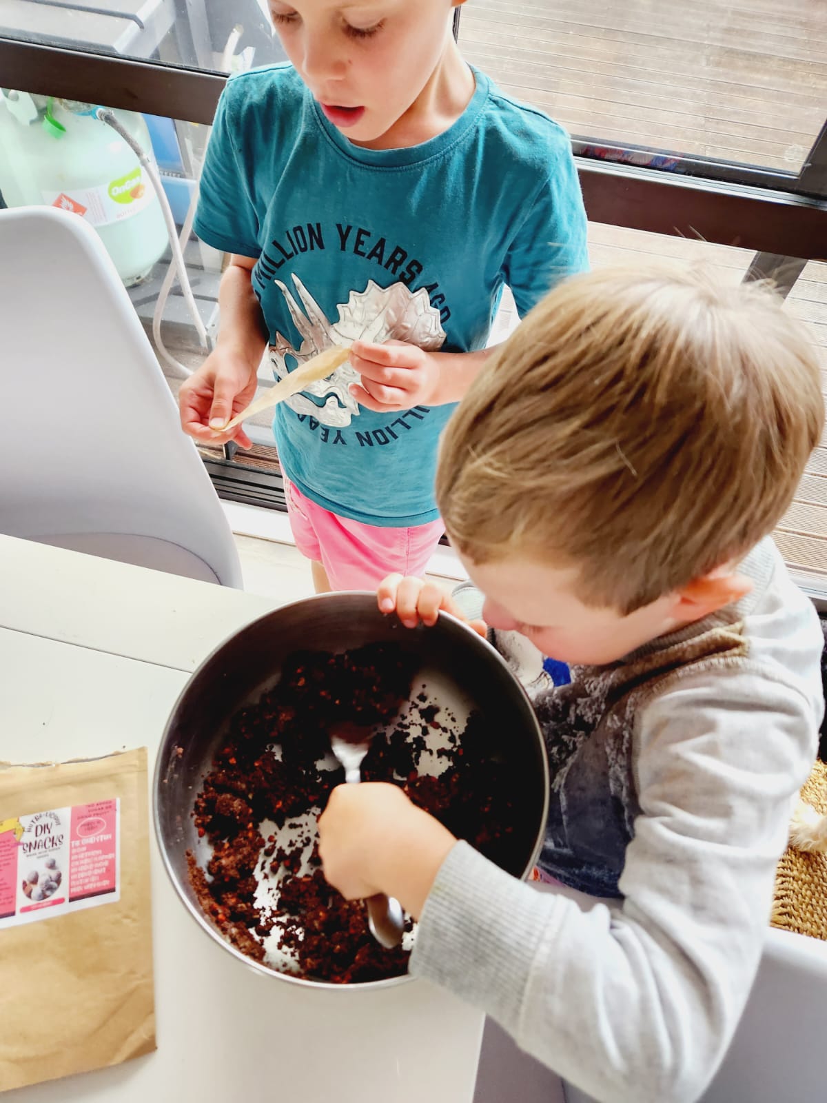 Super Berry with Beetroot DIY Snack Mix